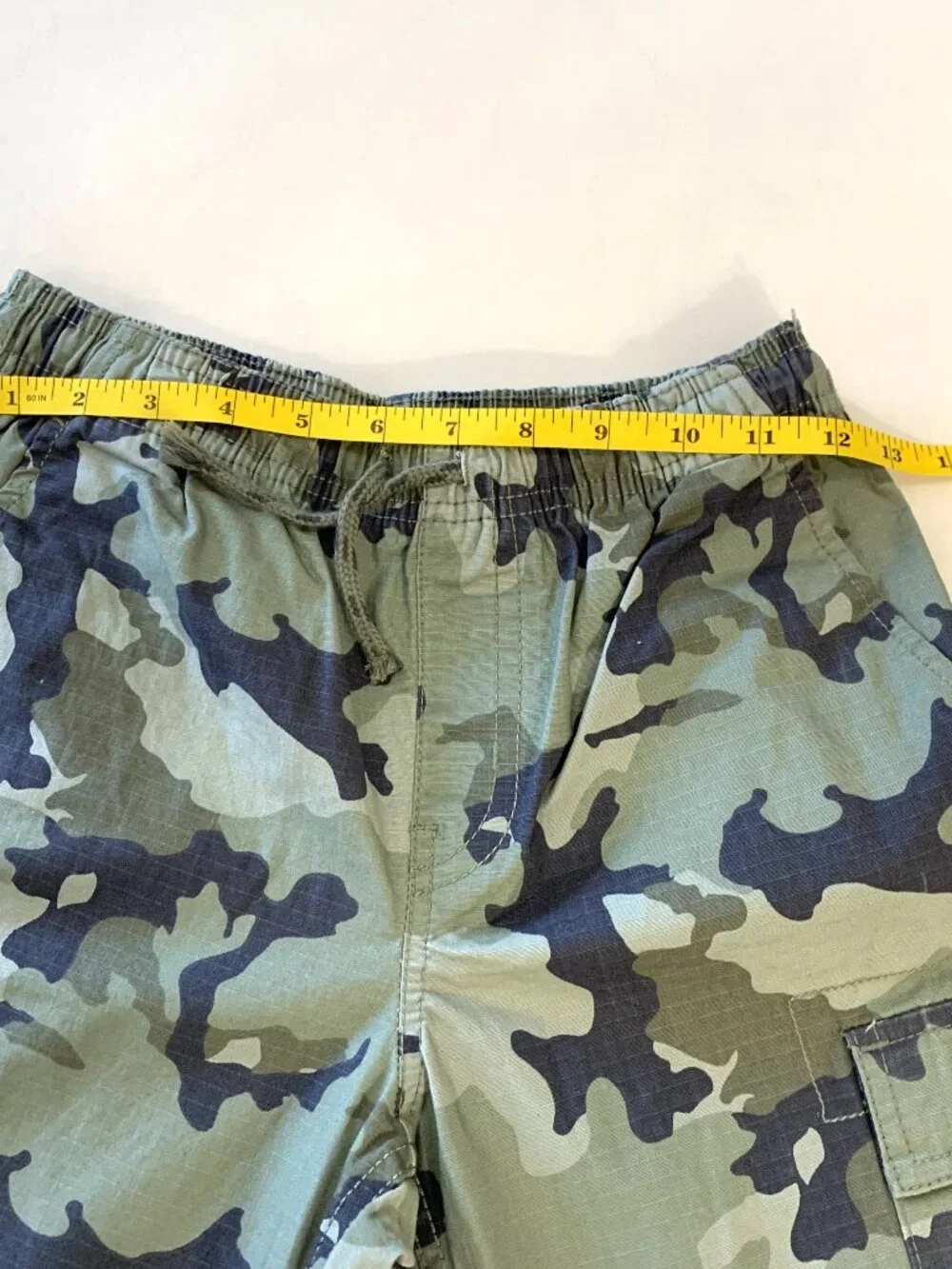 3 Piece Girls Set Camo Cargo Pants Elastic Waste & 2 Shirts Size 10/12, 14/16